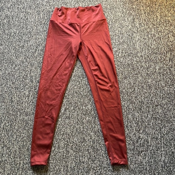 ⭐️⭐️NEW⭐️⭐️Women’s Maaji Lily Buds High Waist Leggings - Picture 2 of 5